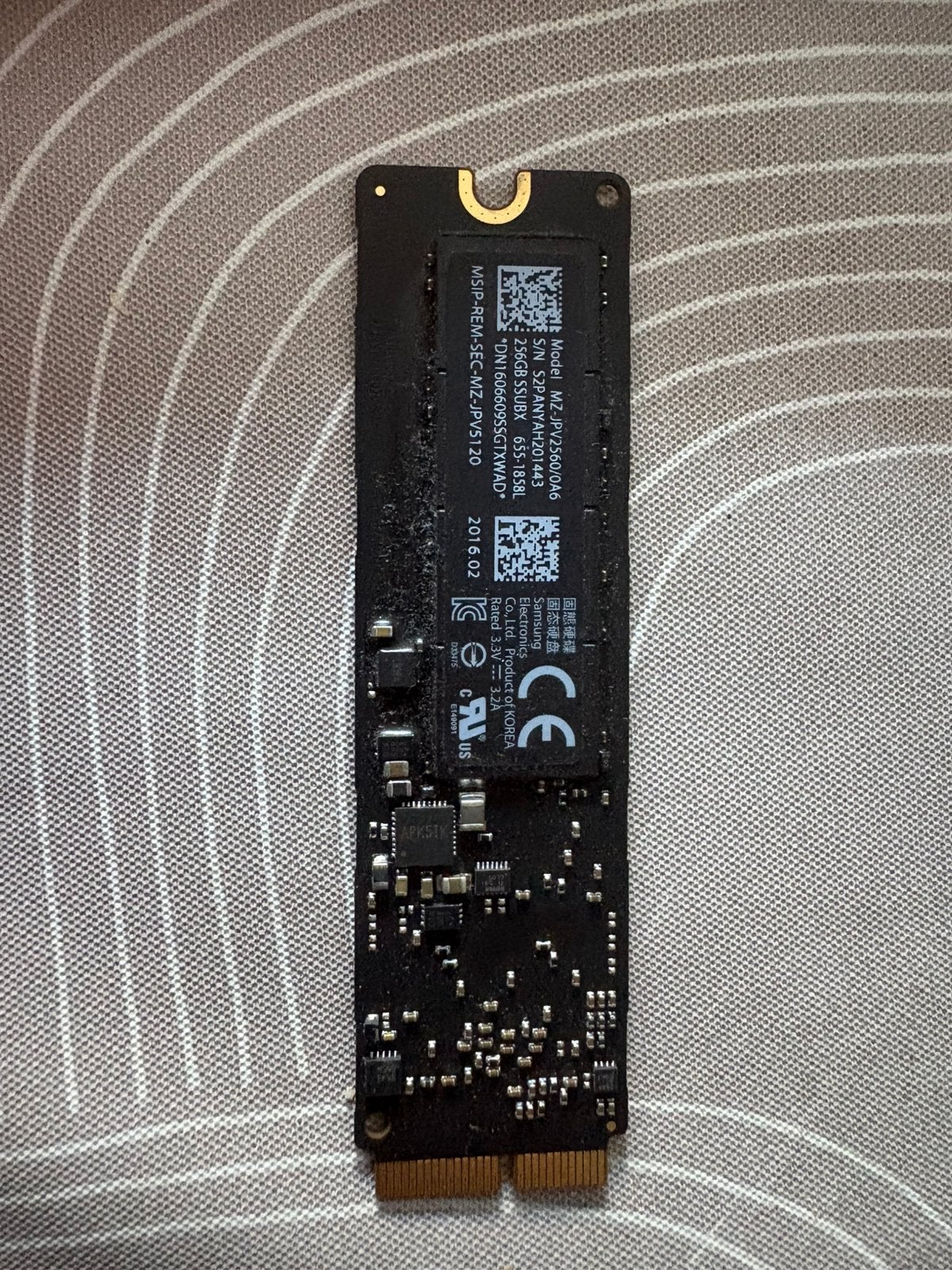 Apple 256gb ssd mz-jpv2560/0a6, Computers en Software, Harde schijven, Intern, Gebruikt, SSD, Ophalen of Verzenden
