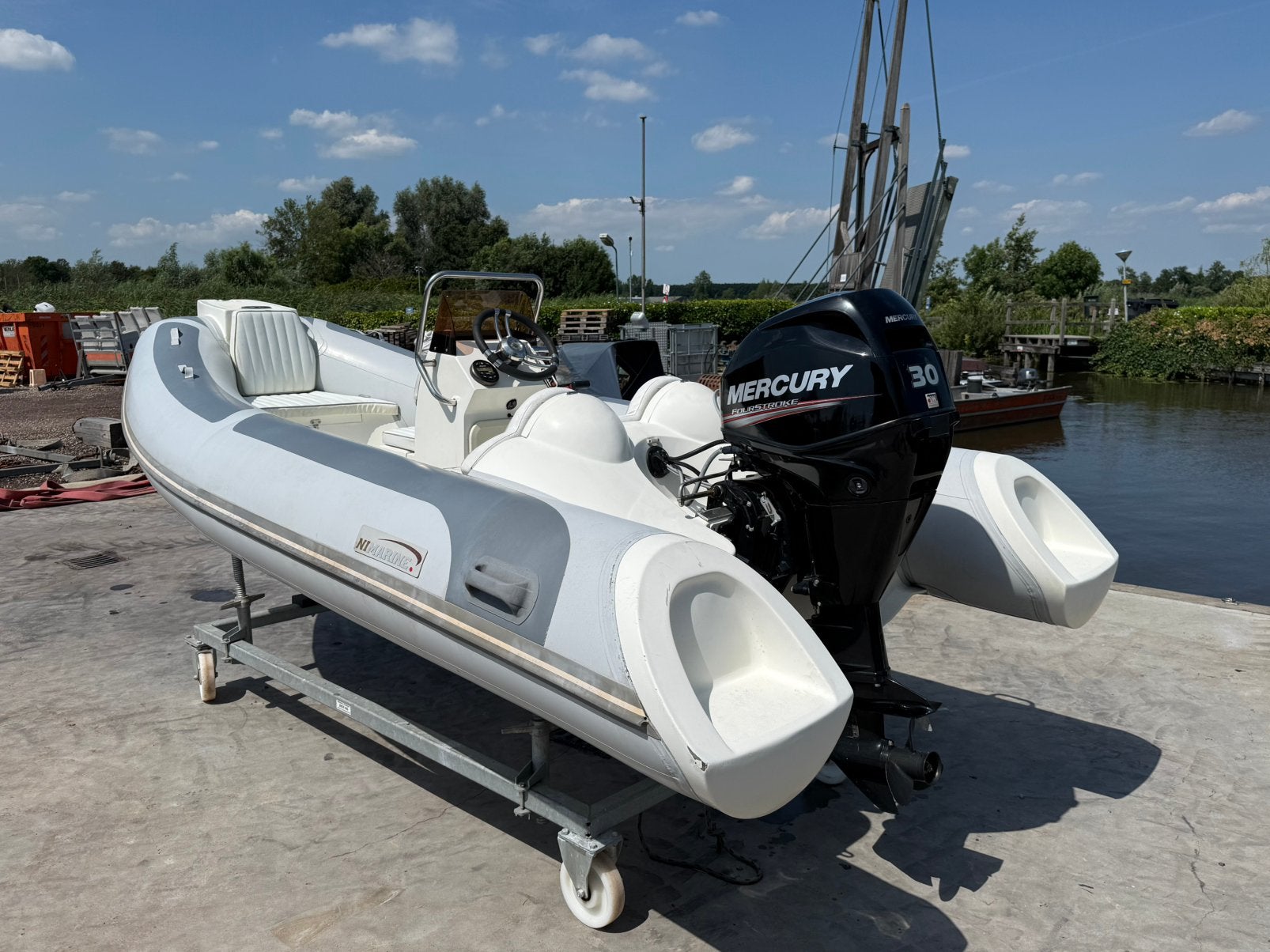 Nimarine MX410 RIB met Mercury buitenboordmotor, Watersport en Boten, Ophalen, Stuurconsole, Zo goed als nieuw, Buitenboordmotor