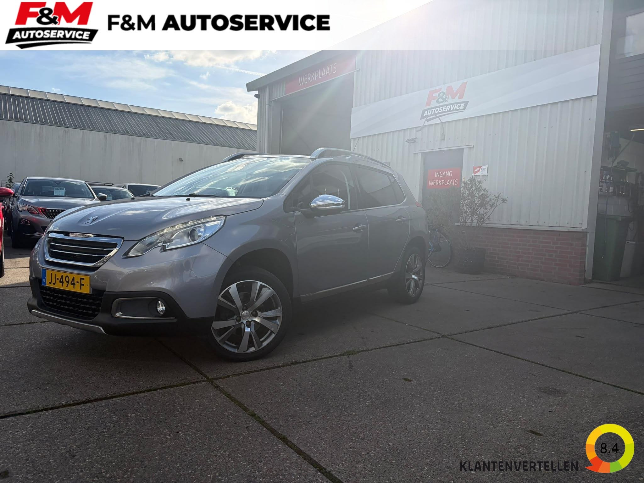 Peugeot 2008 1.2 PureTech Allure Clima, cruise, pano, trekha, Stof, Gebruikt, Euro 6, 1270 kg