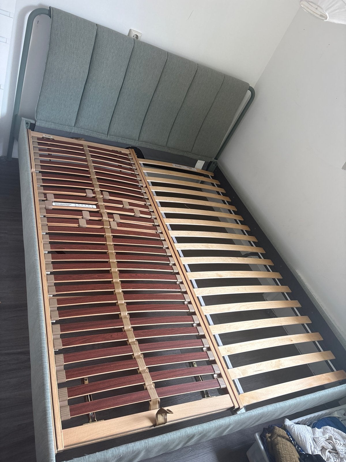 Tweepersoonsbed met lattenbodems en verstelbaar hoofdeinde, Huis en Inrichting, Ophalen, Tweepersoons, 200 cm, Stof
