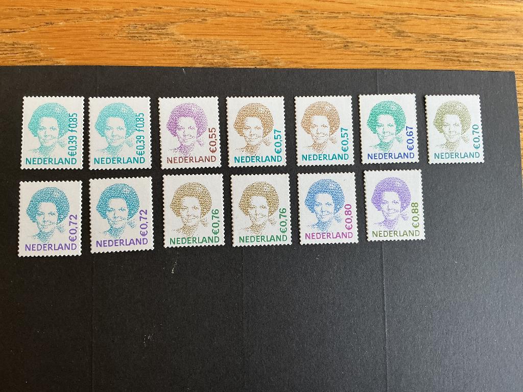 Doorgestanste zegels div(puzzel zegels), Verzenden, Na 1940, Postfris