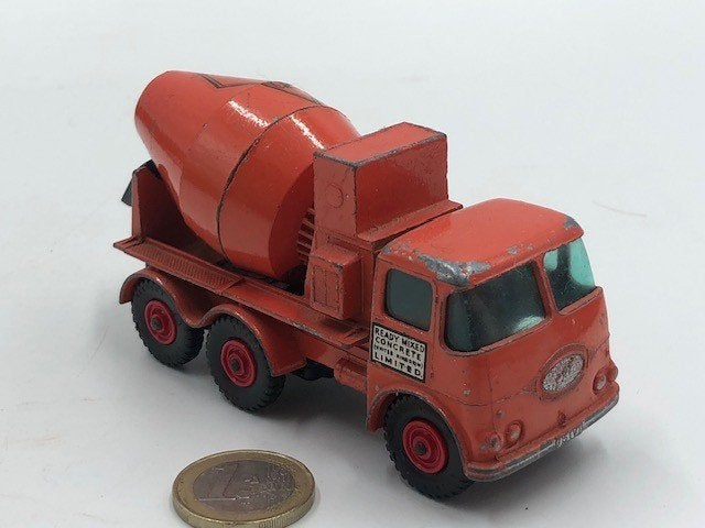 ERF Ready-Mix Concrete Truck, Lesney, Hobby en Vrije tijd, Modelauto's | 1:50, Ophalen of Verzenden, Gebruikt, Bus of Vrachtwagen