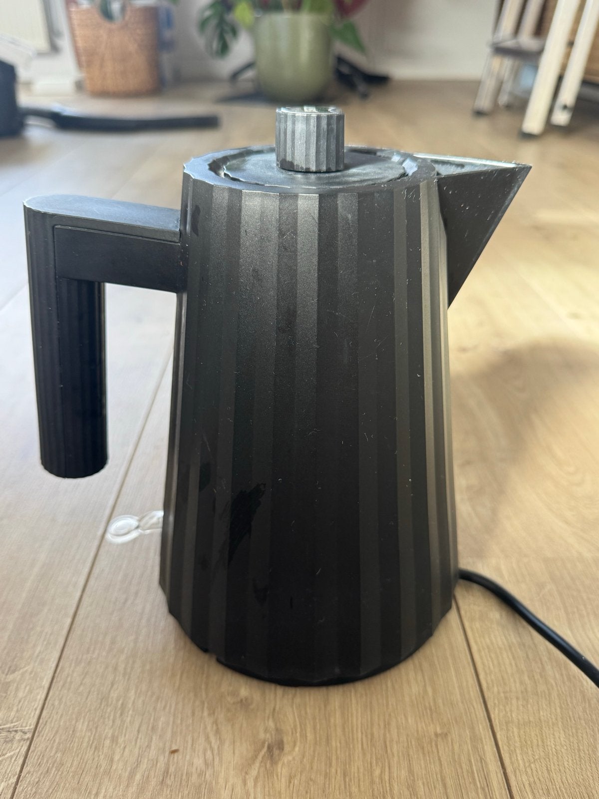 Alessi Plissé waterkoker, 1 tot 2 liter, Ophalen, Gebruikt