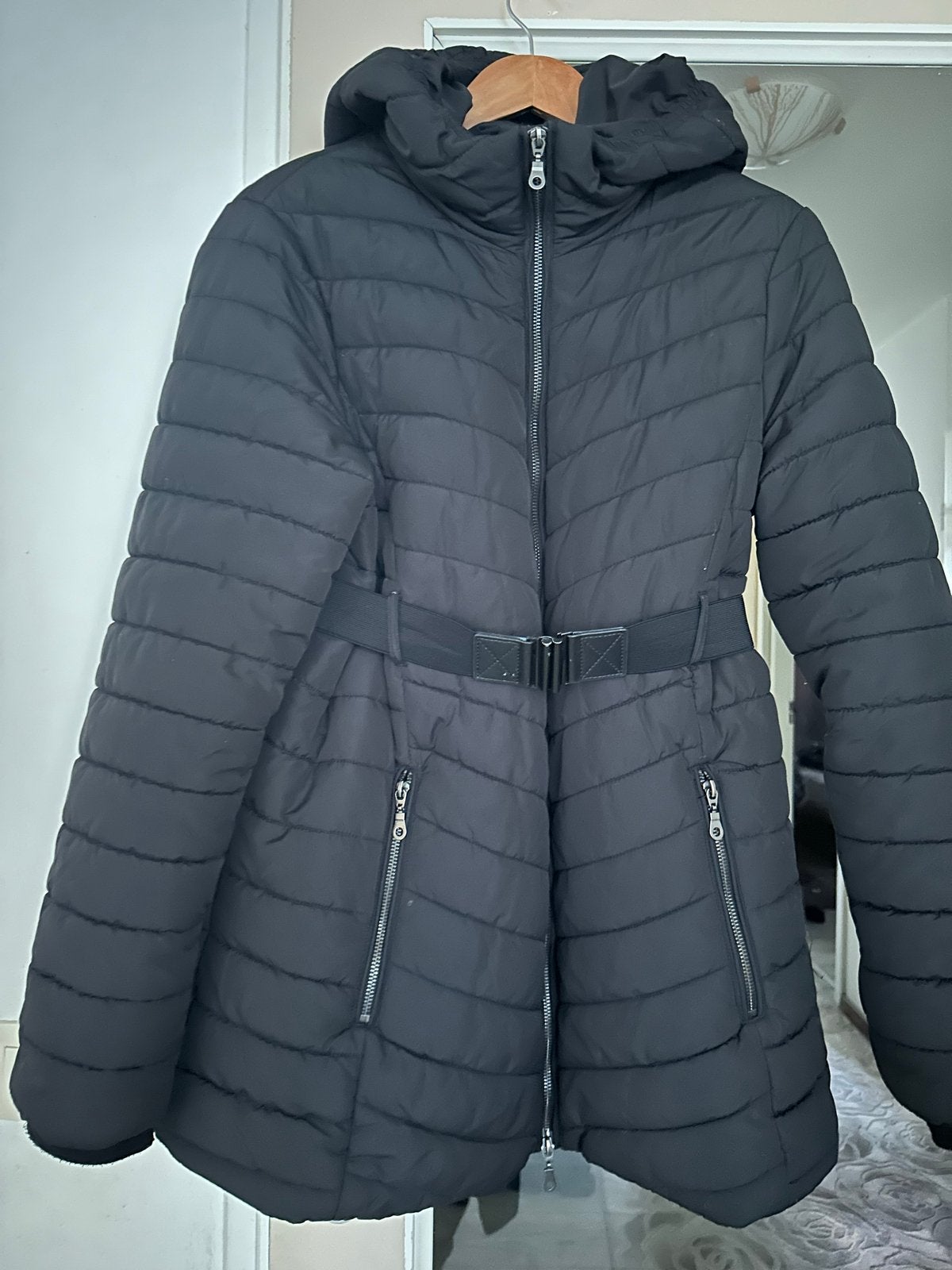 Zwarte gewatteerde zwangerschapjas, Kleding | Dames, Ophalen of Verzenden, Zo goed als nieuw, Maat 46/48 (XL) of groter, Zwart