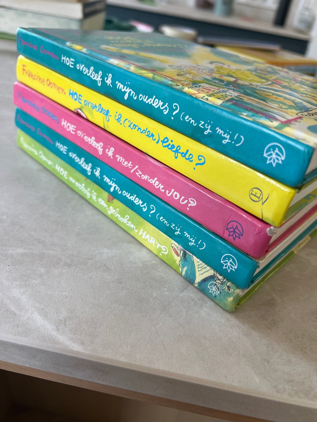 Hoe overleef ik...?-serie van Francine Oomen (5 boeken), Boeken, Verzenden, Gelezen, Fictie