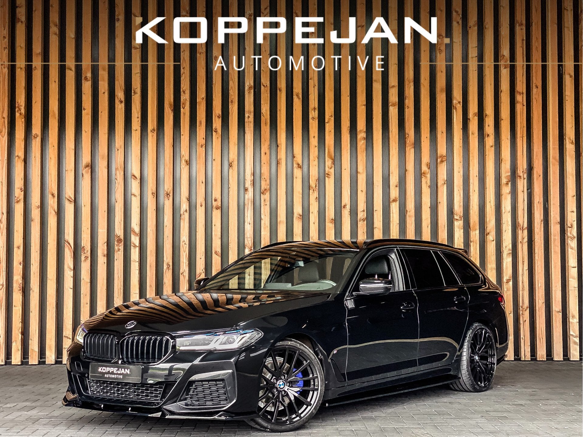BMW 5 Serie Touring 520i 184PK Automaat M-Sport | LASER LED, Automaat, 1998 cc, Achterwielaandrijving, Gebruikt