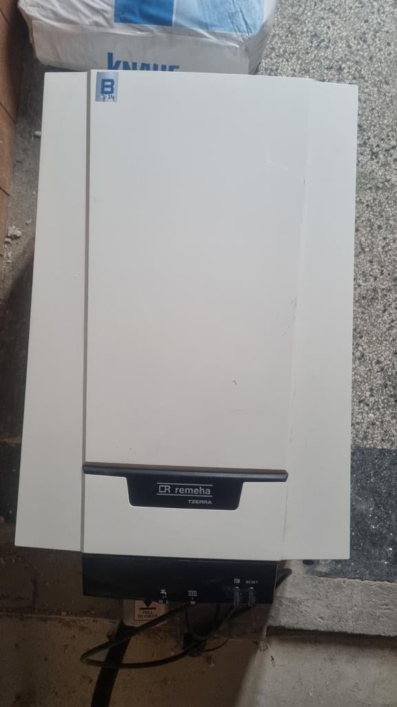 Remeha Tzerra CV-ketel met iSense thermostaat, Ophalen, Hoog rendement (Hr), Cv-ketel of Combi-ketel, Minder dan 60 cm