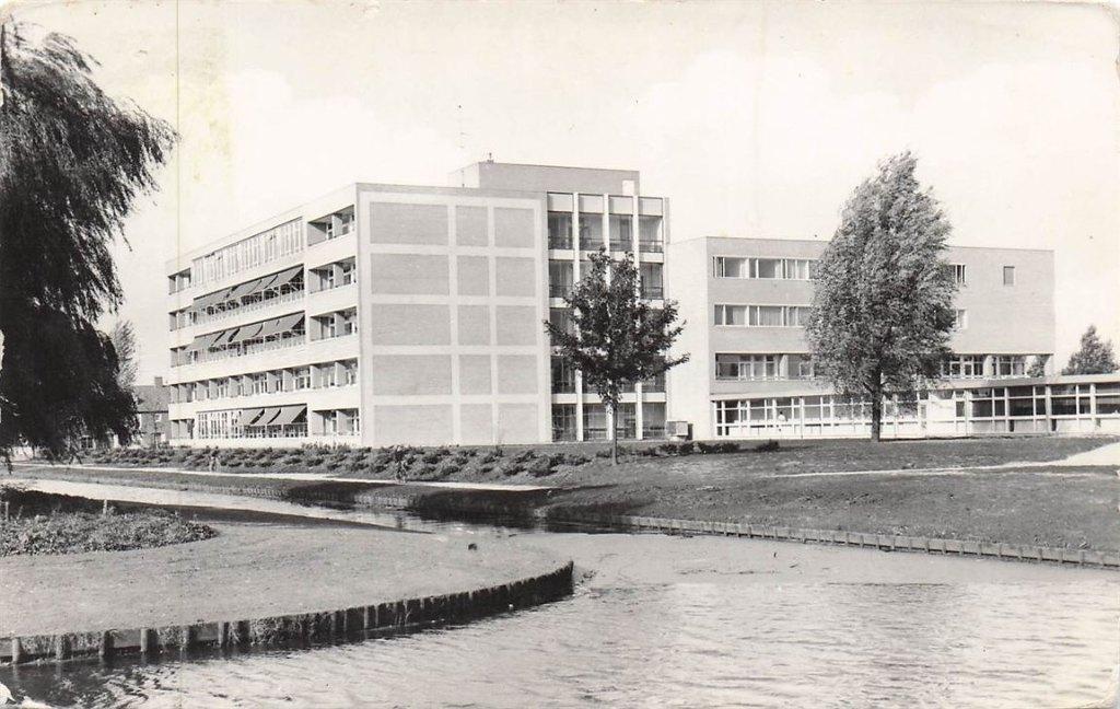 703-444-013 St Nicolaas Ziekenhuis Waalwijk, Verzenden, Voor 1920, Noord-Brabant