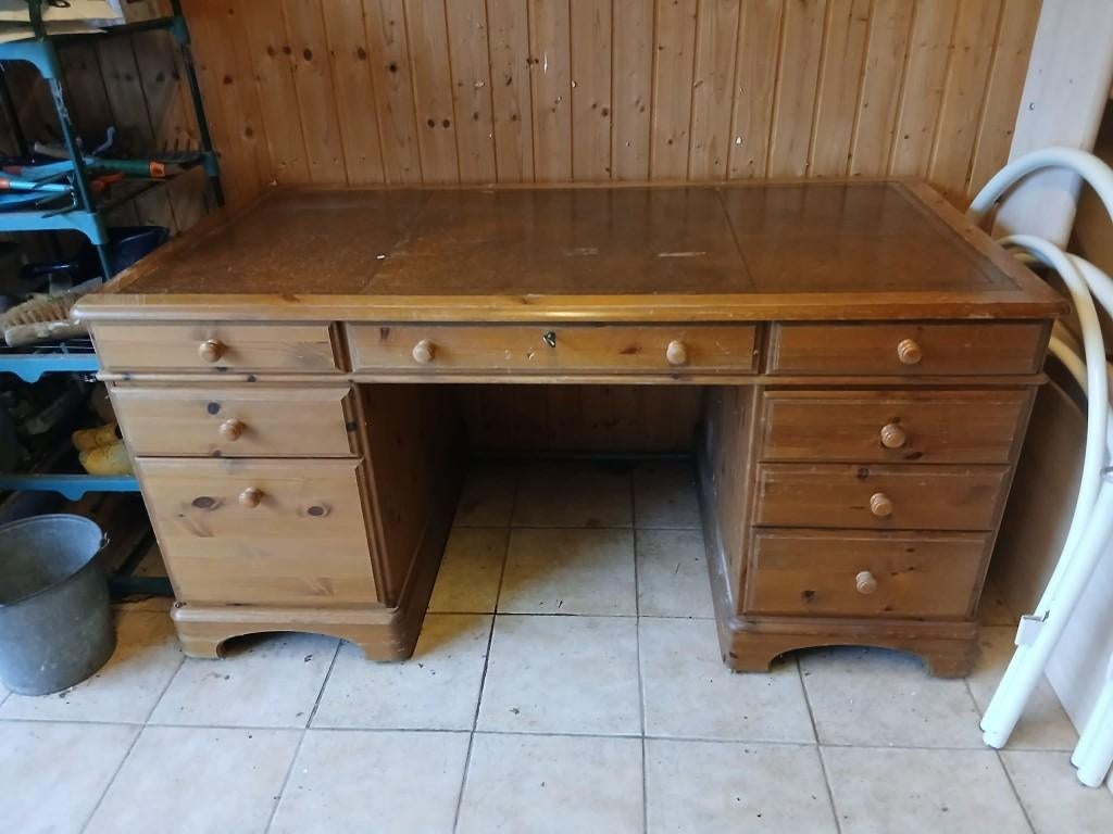 Grenen bureau, Ophalen, Gebruikt, Hout, Bruin