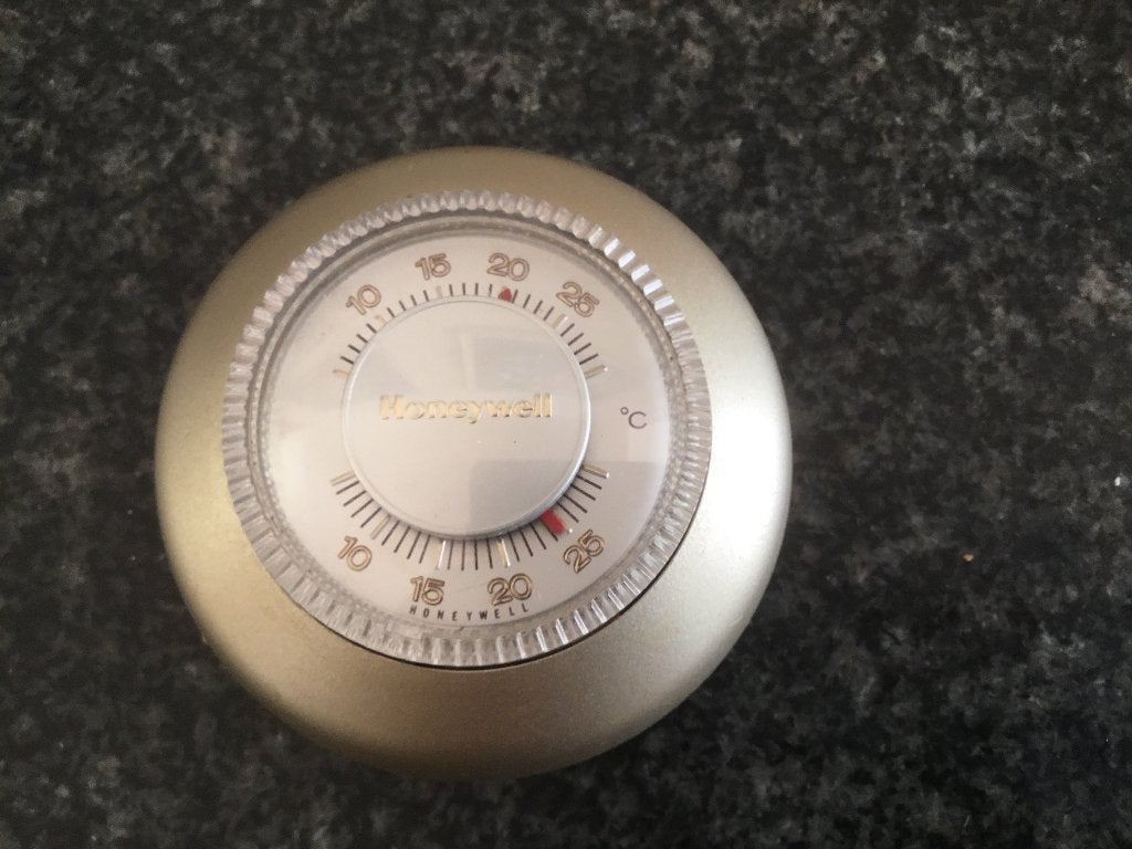 Honeywell thermostaat. Aan uit. Klassieker, Doe-het-zelf en Verbouw, Ophalen of Verzenden