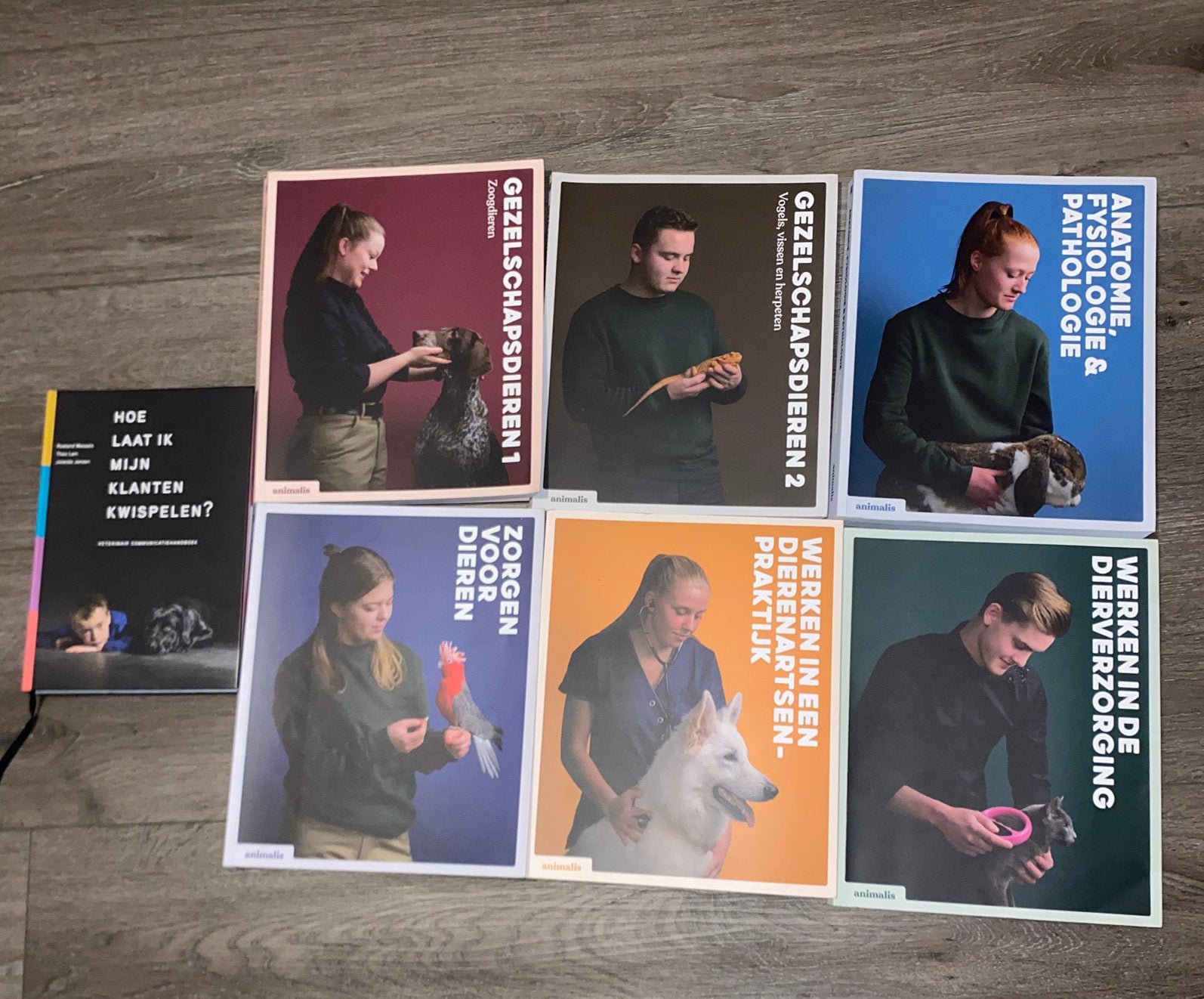 Schoolboeken paraveterinair, Boeken, Schoolboeken, Verzenden, Zo goed als nieuw, Overige niveaus