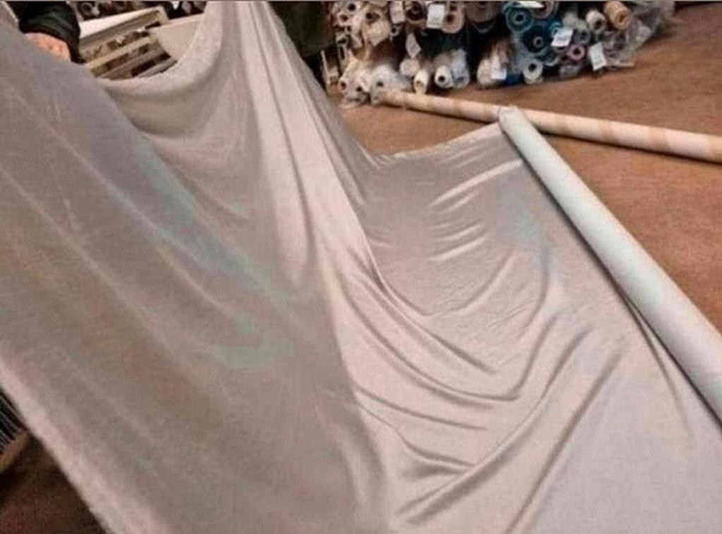Nog 6.80m Mist gloss inbetween gordijnstof 3.10m, 120 cm of meer, Nieuw, Ophalen of Verzenden, Katoen