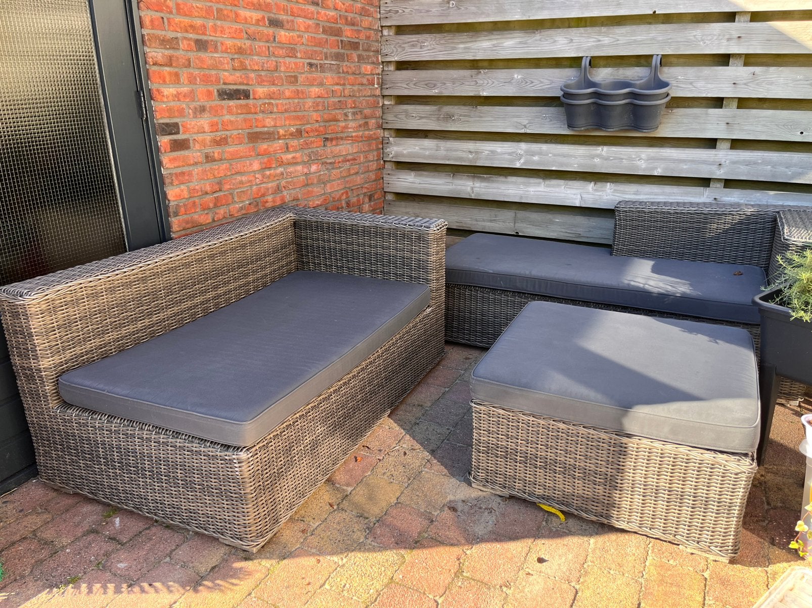 Wicker loungeset met kussens en wasbare hoezen, Ophalen of Verzenden, Gebruikt, Wicker, Hocker