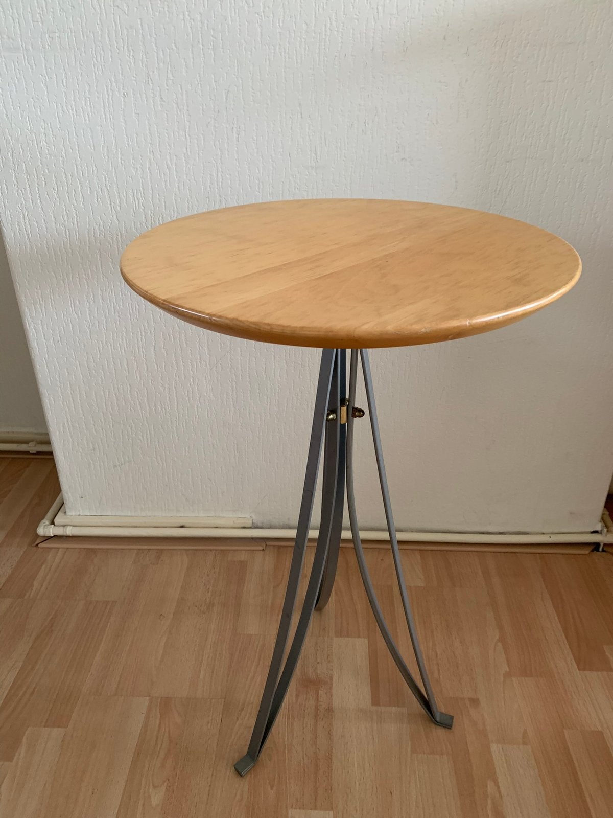 Ikea bijzettafeltje vintage, Minder dan 55 cm, Rond, Zo goed als nieuw, Ophalen