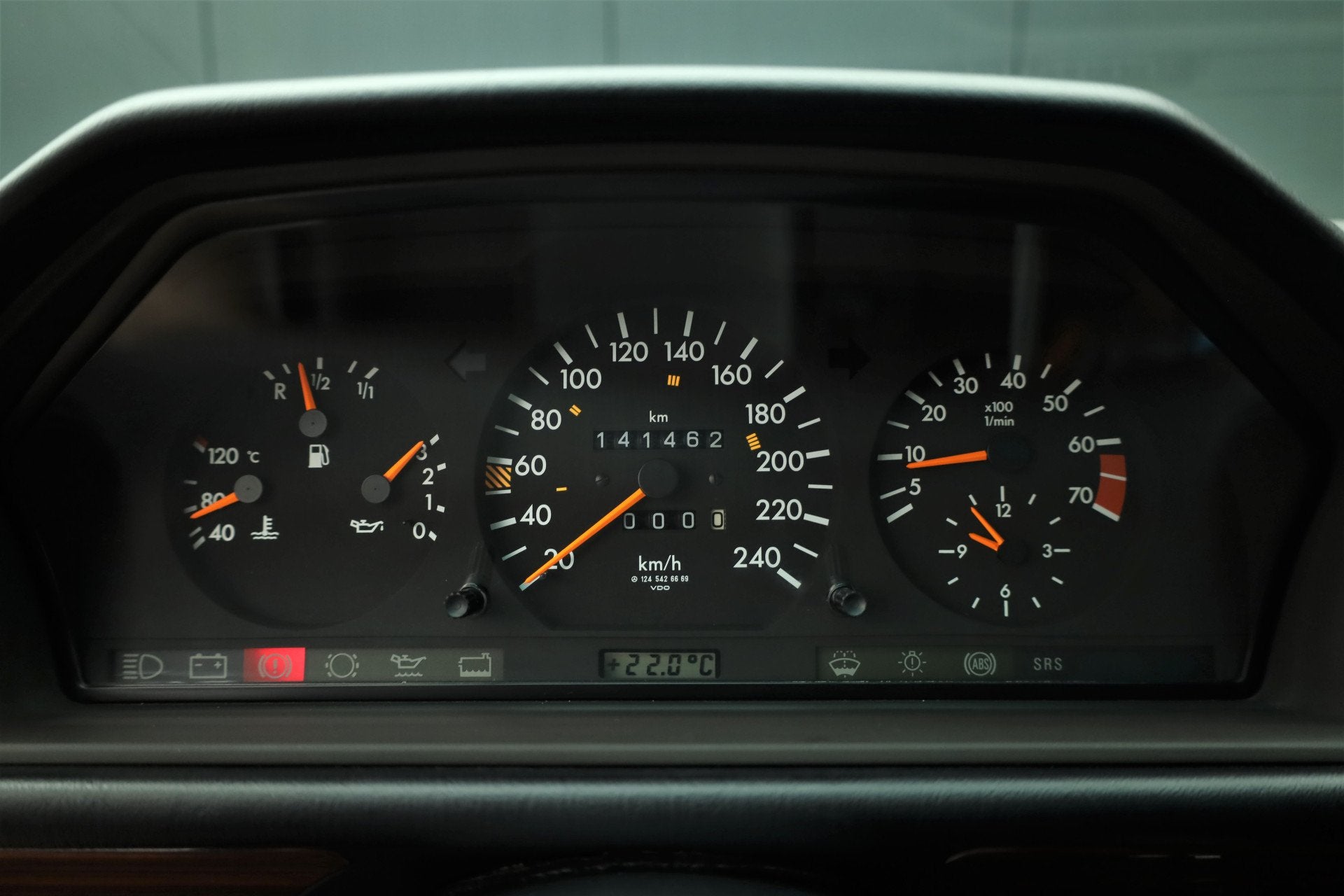 Mercedes-Benz E-Klasse Combi E 200 S124 Youngtimer 141462km, foto 5