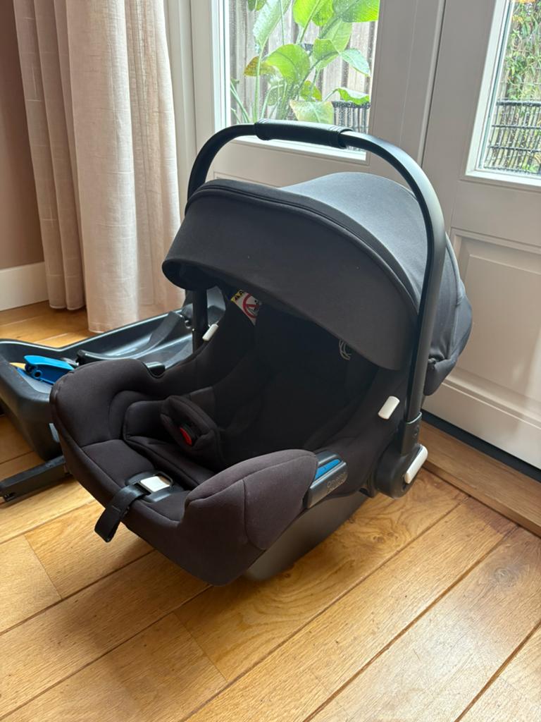 Bugaboo turtle autostoeltje maxicosi incl isofix, Zo goed als nieuw, Isofix, 0 t/m 13 kg, Ophalen