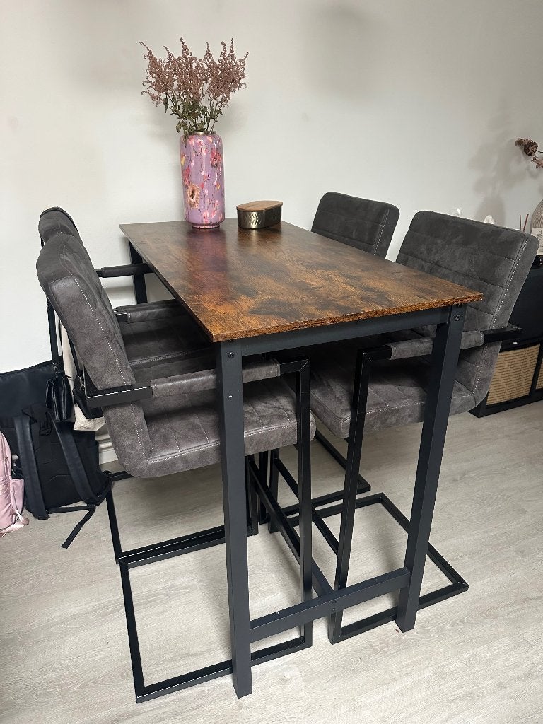 Hoge tafel met 4 barstoelen, Ophalen, Zo goed als nieuw