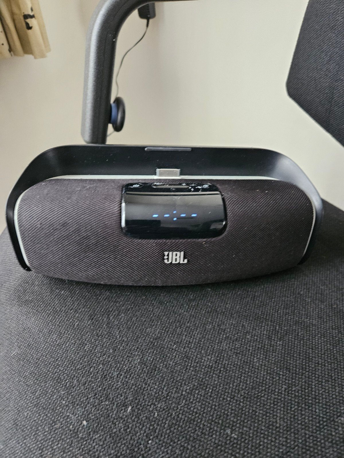 JBL OnBeat aWake Bluetooth Speaker voor iPad/iPod, Computers en Software, Pc speakers, Ophalen of Verzenden, Gebruikt, Audiokanaal 2