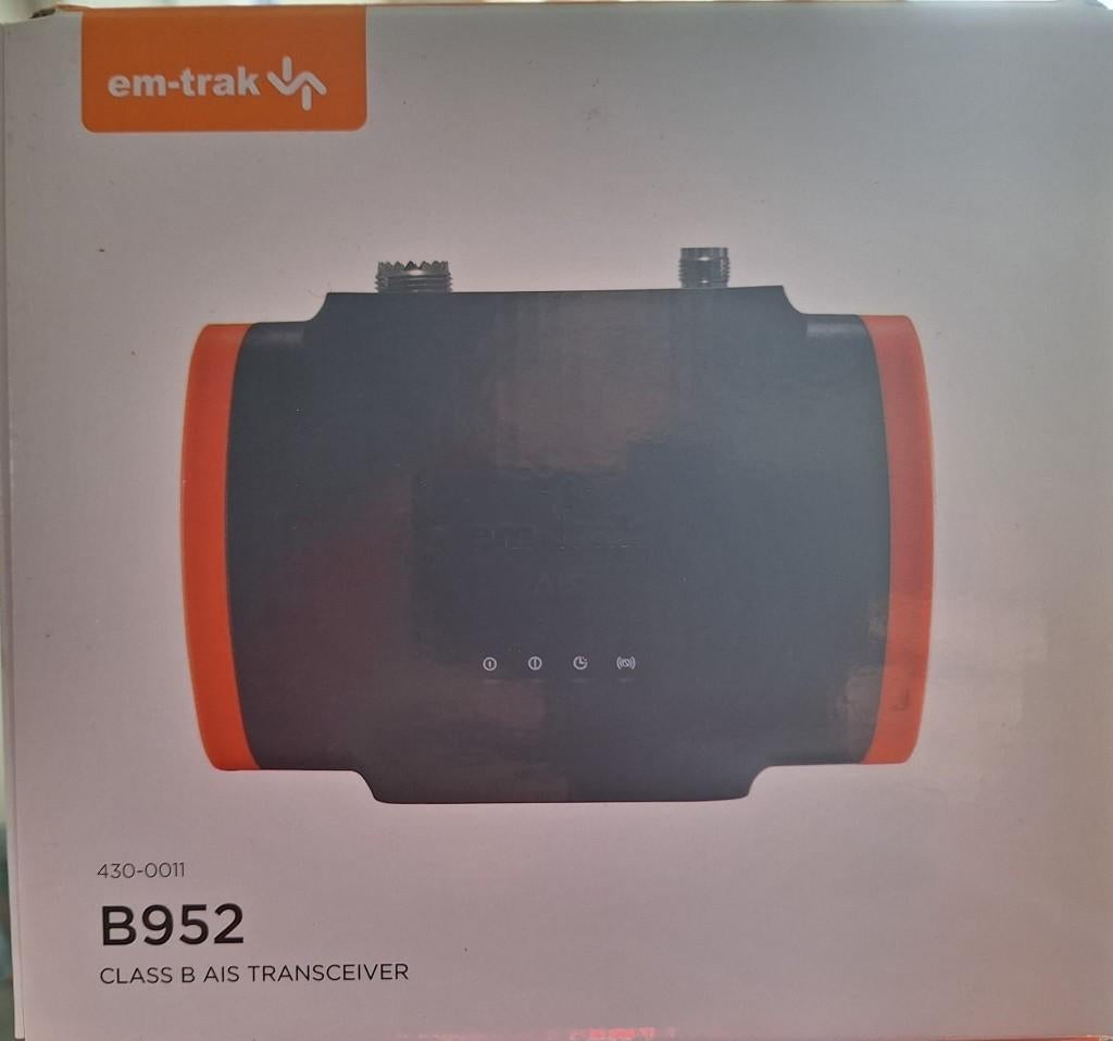 NIEUW: Em-trak B952 AIS - 5W SOTDMA - WiFi & Bluetooth, Ophalen of Verzenden, Nieuw, Communicatie