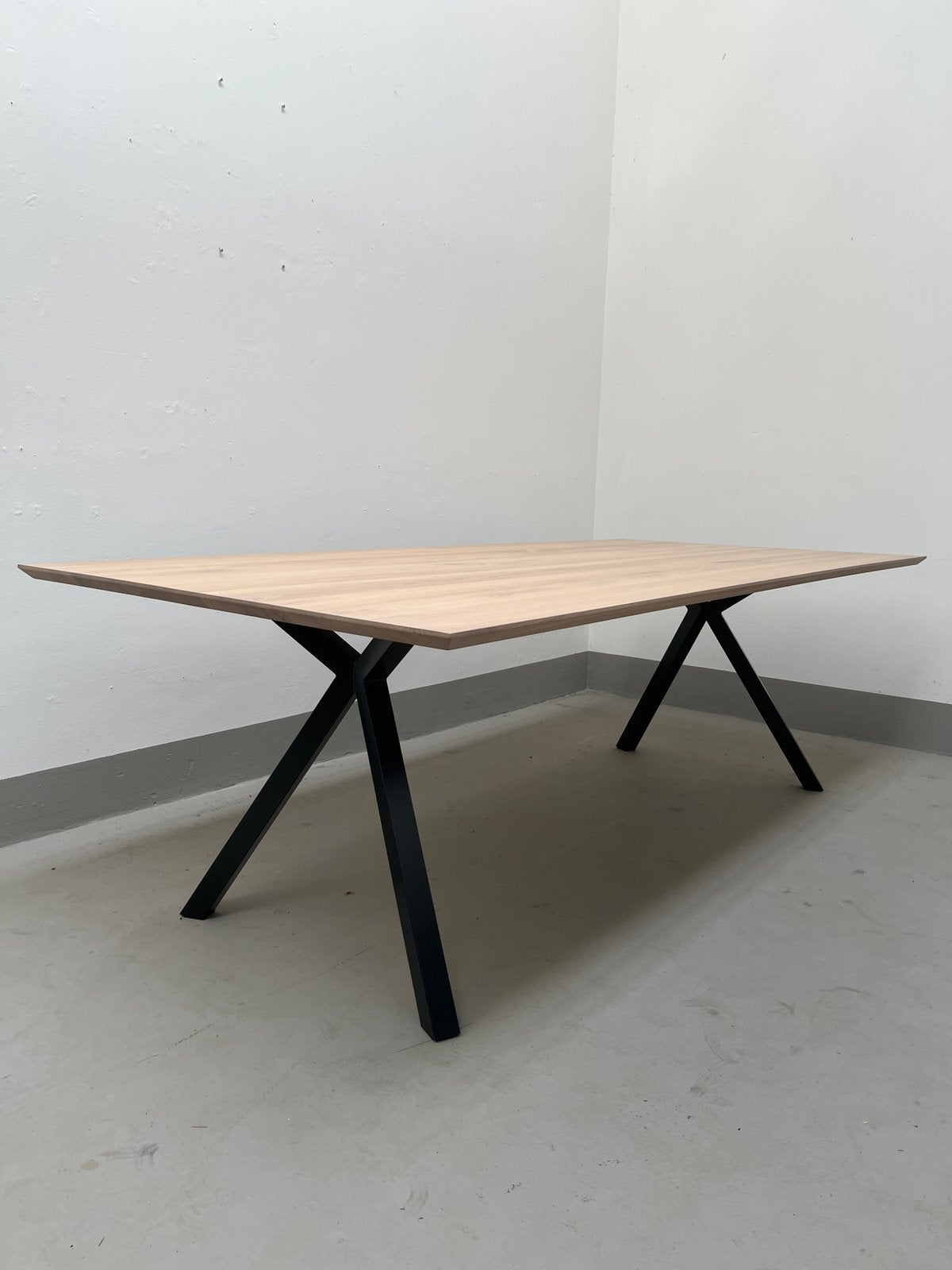 Eettafel te koop bij Pilat & Pilat, Ophalen, 200 cm of meer, 50 tot 100 cm, Zo goed als nieuw