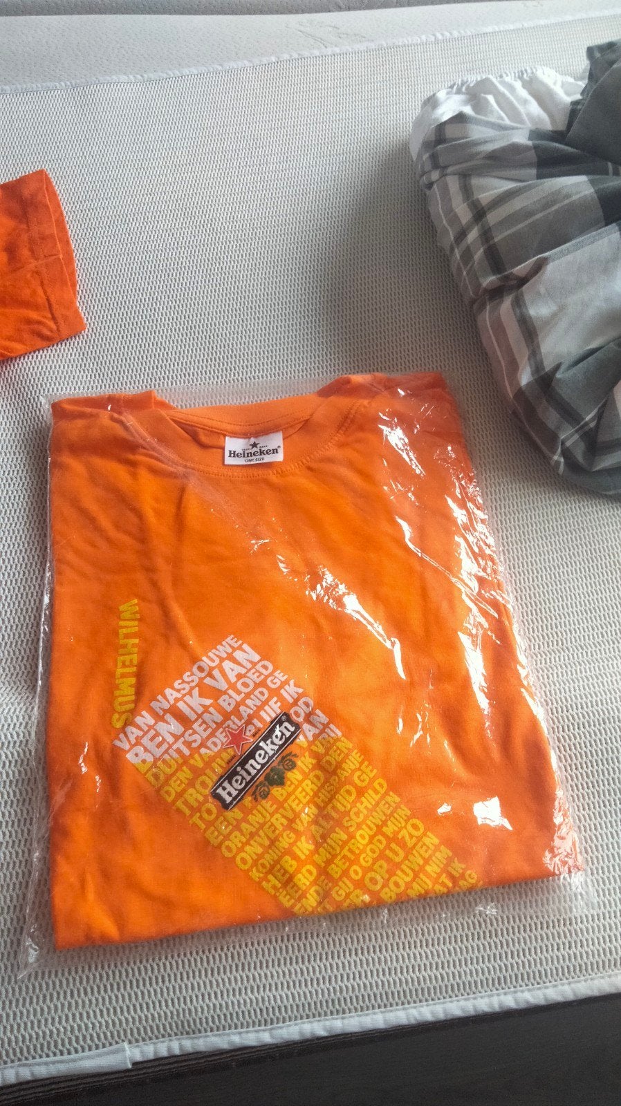 Heineken Oranje T-shirt met Wilhelmus tekst, Ophalen of Verzenden, Nieuw