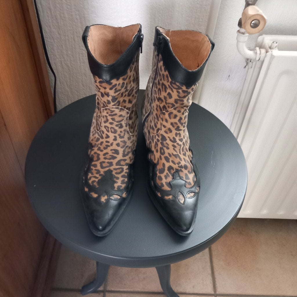 Laarsjes, Kleding | Dames, Schoenen, Ophalen, Overige kleuren, Lage of Enkellaarzen, Zo goed als nieuw