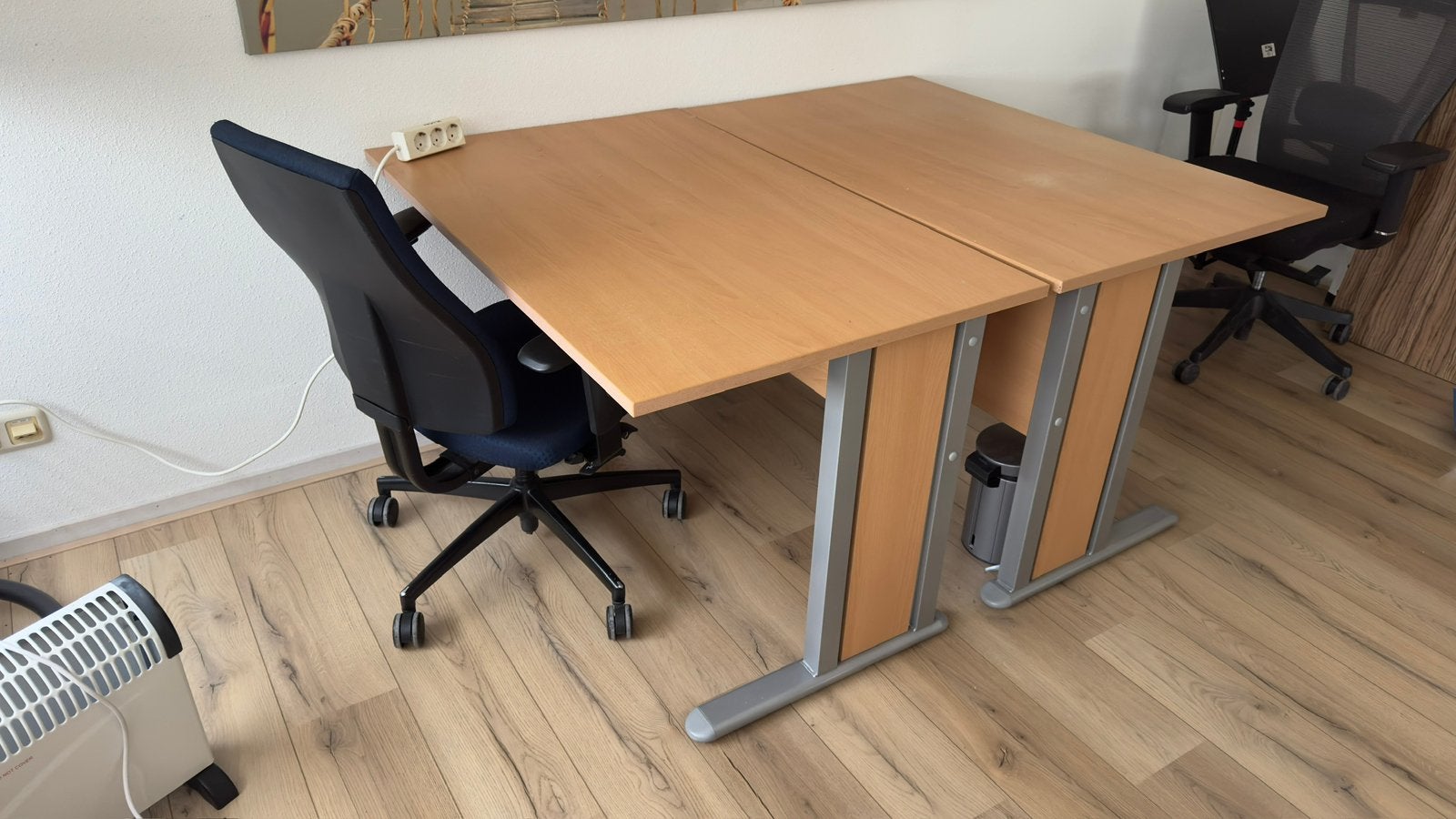 Bureaus 80 x 80 x 74 cm, Huis en Inrichting, Ophalen, Zo goed als nieuw