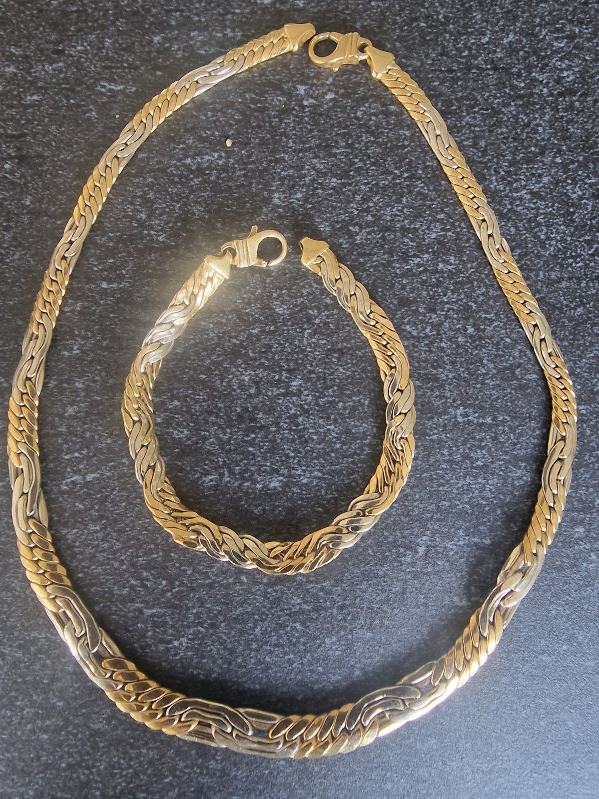 18 karaats gouden gevlochten halsketting en armband set, Ophalen, Zo goed als nieuw, Goud, Goud