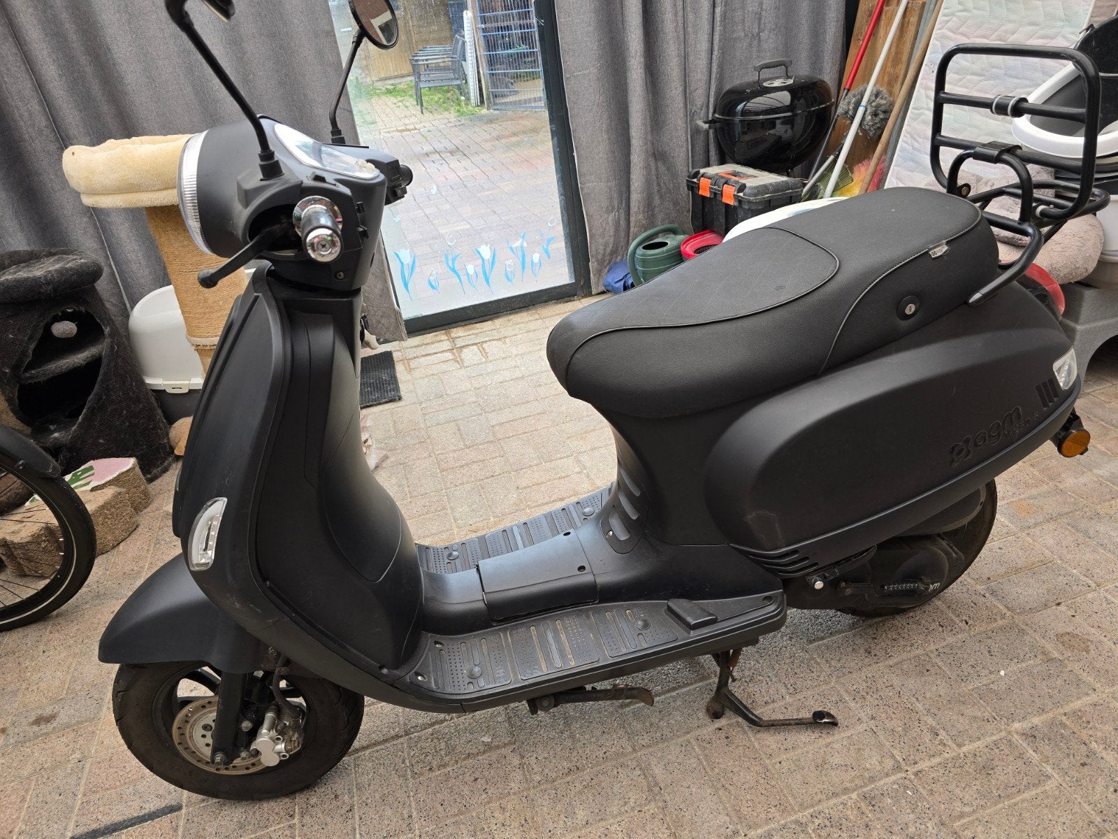 AGM scooter 2020 geel kenteken, 5950 km, zeer goede staat, Ophalen, Gebruikt, Benzine