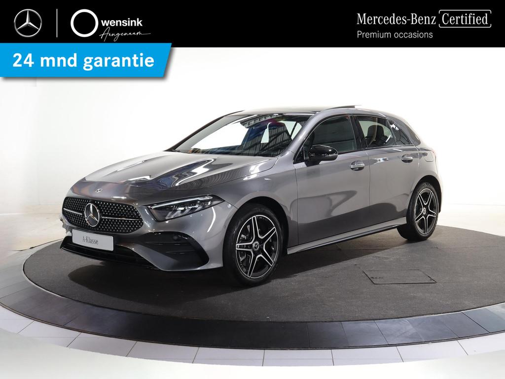 Mercedes-Benz A-klasse 250e Star Edition AMG Line | Night |, Auto's, Gebruikt, 4 cilinders, Bedrijf, Hybride Elektrisch/Benzine