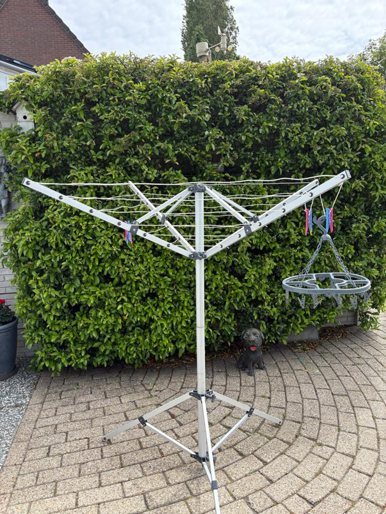 Opvouwbare droogmolen met dissel aansluiting, Ophalen, Gebruikt, Droogmolen