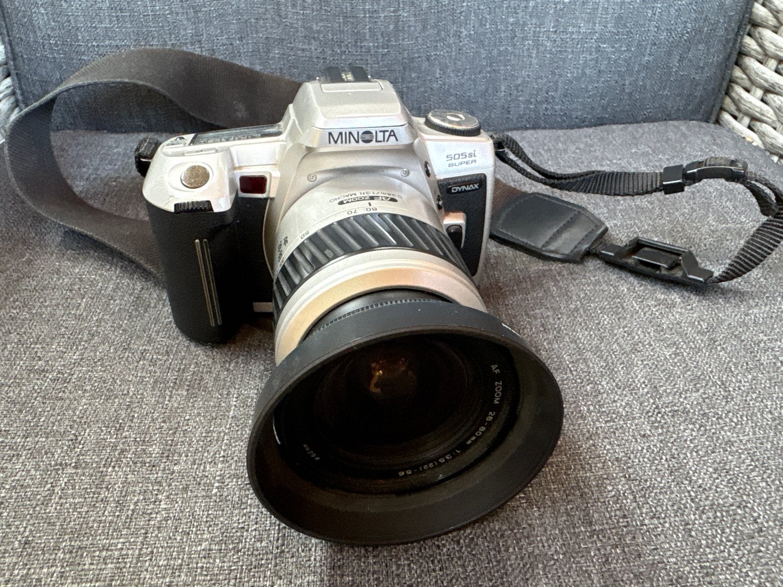 Minolta 505si Super Spiegelreflexcamera met 28-80mm lens, Ophalen of Verzenden, Gebruikt, Spiegelreflex, Minolta