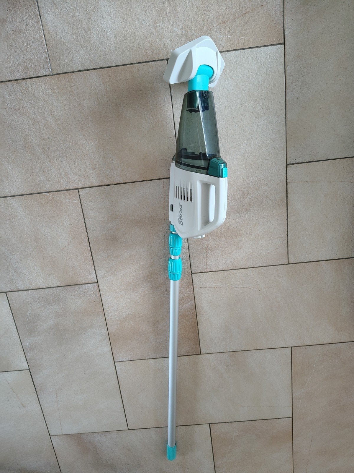 Intex PureSpa Oplaadbare Zwembad & Spa Stofzuiger ZR100