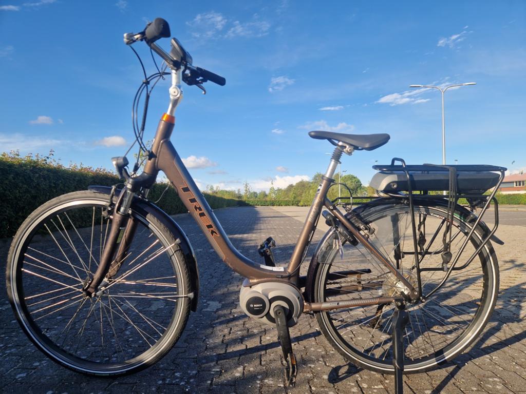 Elektrische fiets Trek TM 400+(Bosch midden motor), Minder dan 10 versnellingen, 47 tot 50 cm, Zo goed als nieuw, Ophalen