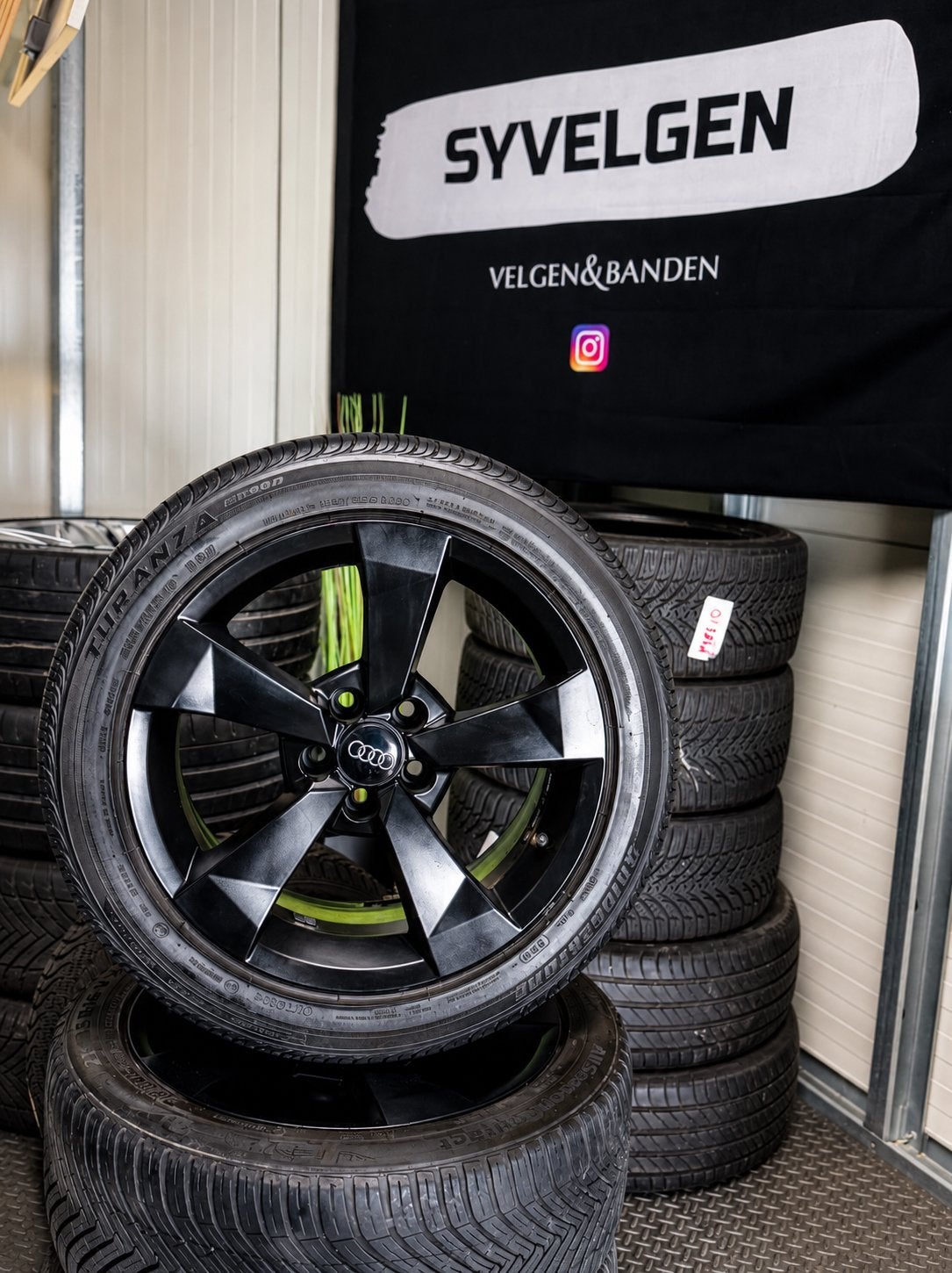 16'' 5x100 Originele Audi A1 VW Polo Velgen - Zomerset!!, Auto-onderdelen, Banden en Velgen, Ophalen, 16 inch, Banden en Velgen