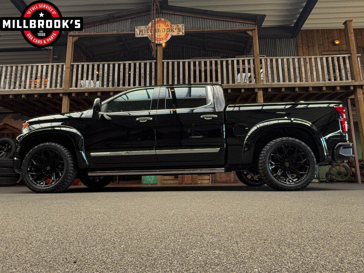 Chevrolet Silverado USA High Country 6.2 V8 420 PK uit voorr, Auto's, Automaat, 8 cilinders, 4 stoelen, Zwart