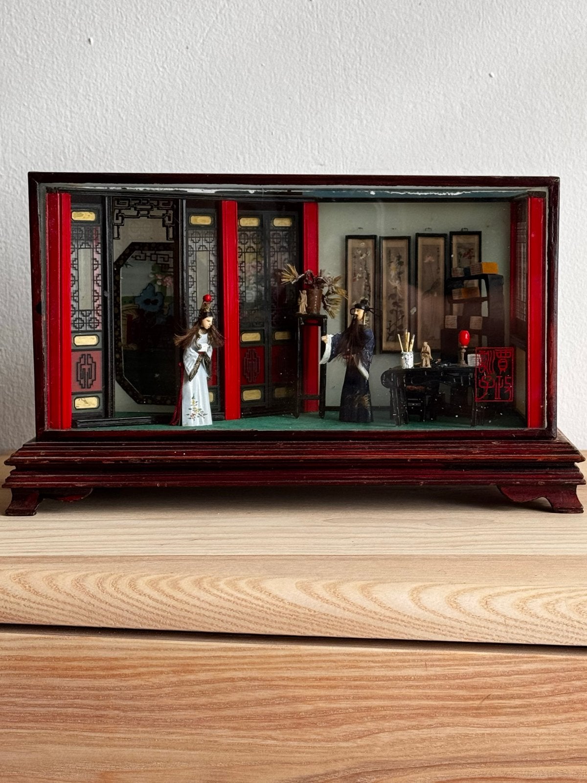 Chinoiserie Vitrinekast met Oosterse Scène, Antiek en Kunst, Ophalen