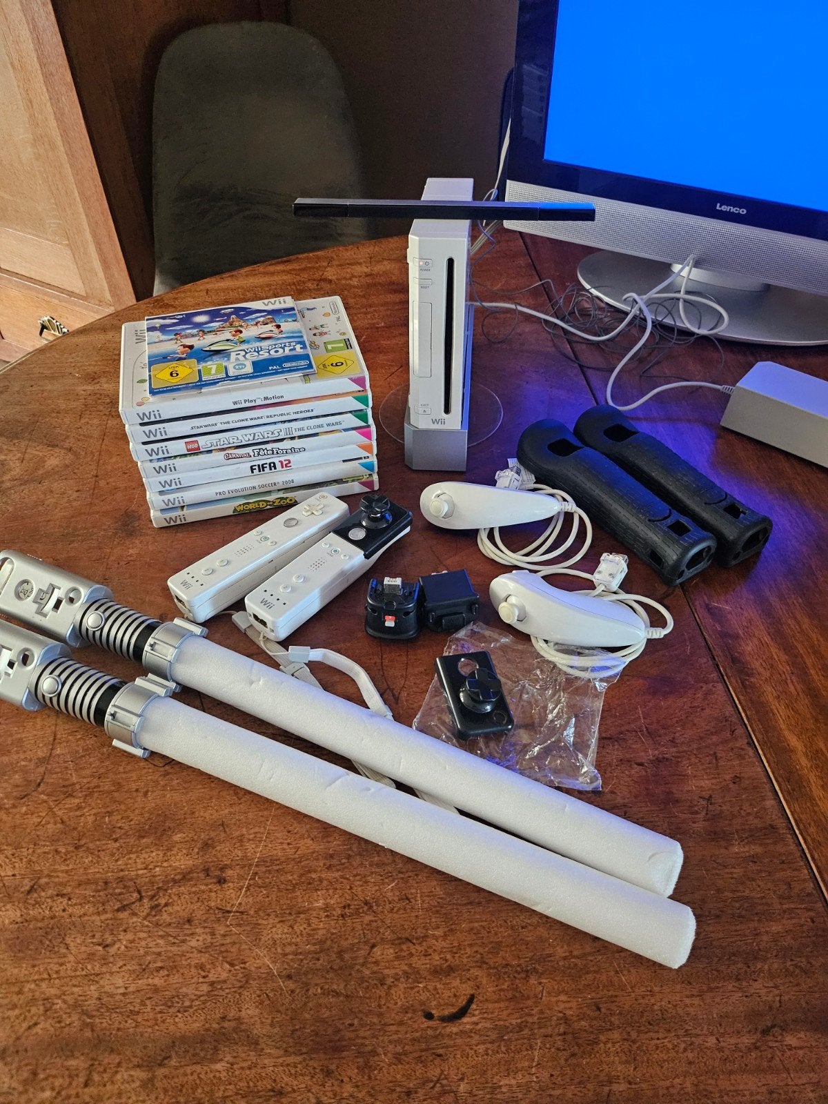 Nintendo Wii met games en leuke extra's!, Ophalen of Verzenden, Gebruikt, Met 2 controllers, Met games