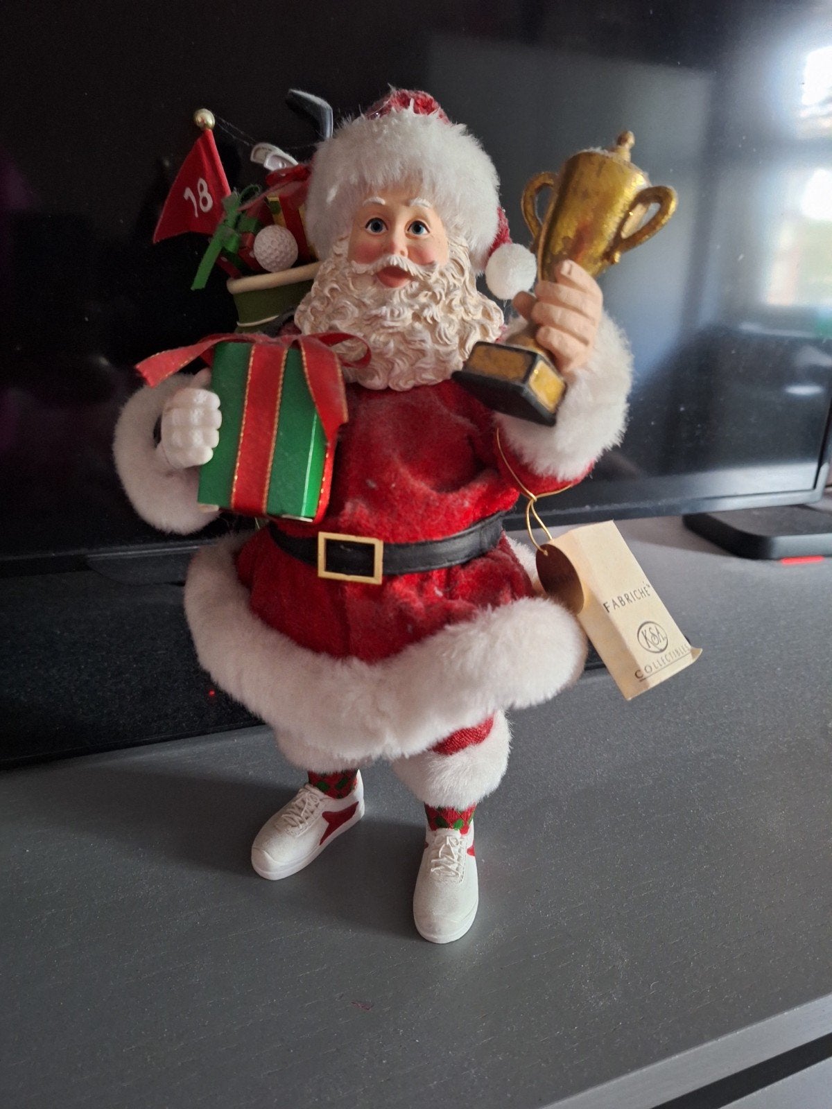 Kurt S Adler kerstman, Diversen, Ophalen