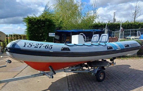 Novurania RIB MX480 met trailer, Watersport en Boten, Speedboten, Gebruikt, Overige merken, Minder dan 70 pk, Buitenboordmotor