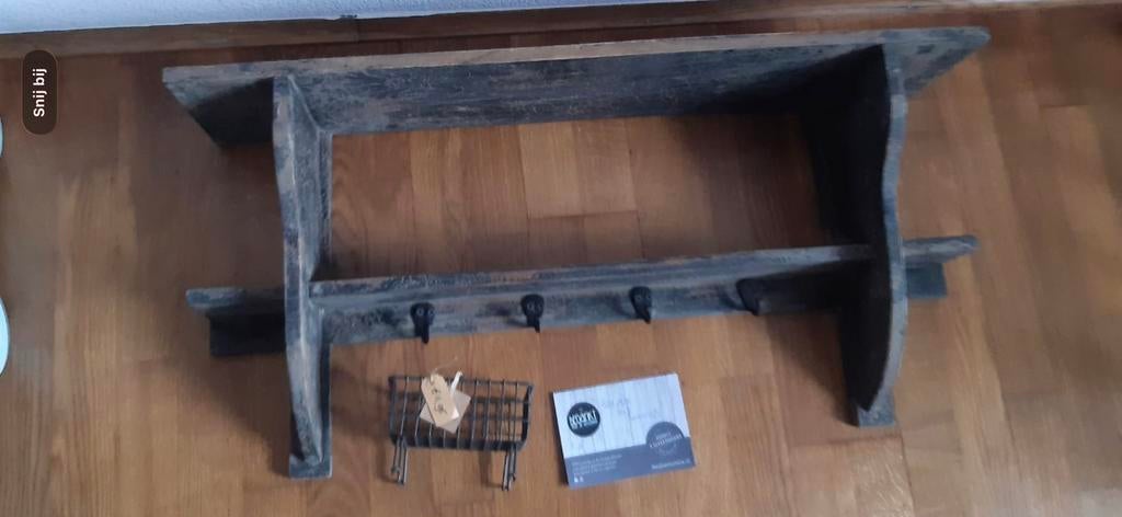 Brocante houten wandkapstok met planken, Huis en Inrichting, Woonaccessoires | Kapstokken, Wandkapstok, Gebruikt, 100 tot 150 cm