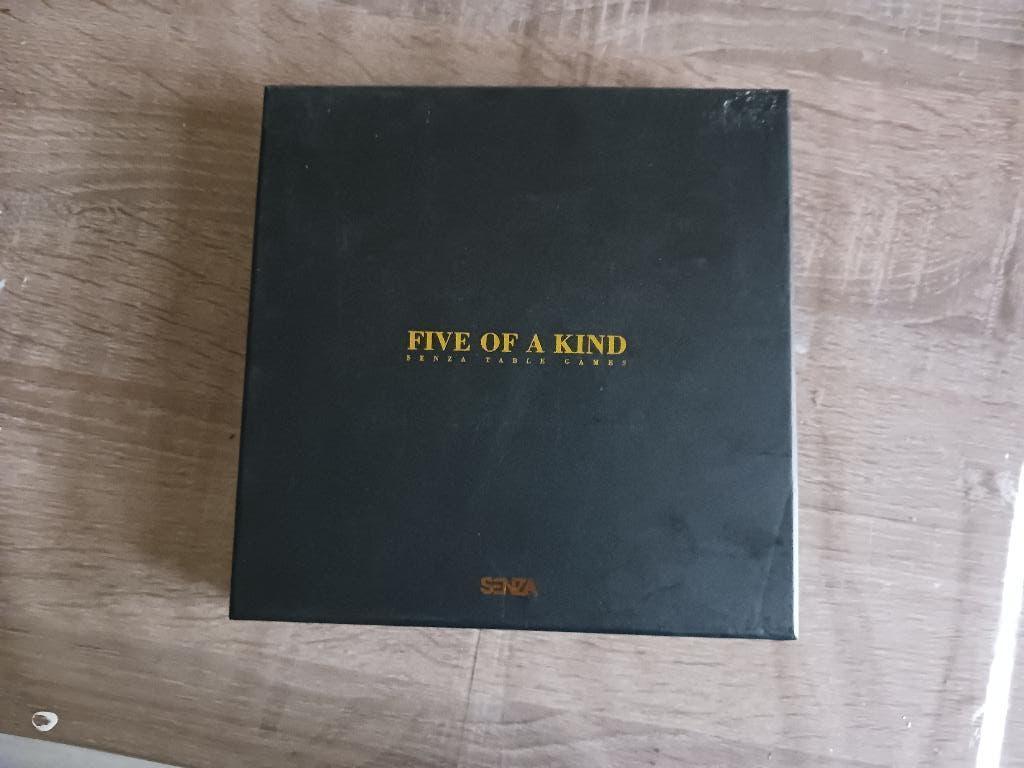 Five of a kind (yahtzee), Hobby en Vrije tijd, Gezelschapsspellen | Bordspellen, Vijf spelers of meer, Ophalen of Verzenden, Nieuw