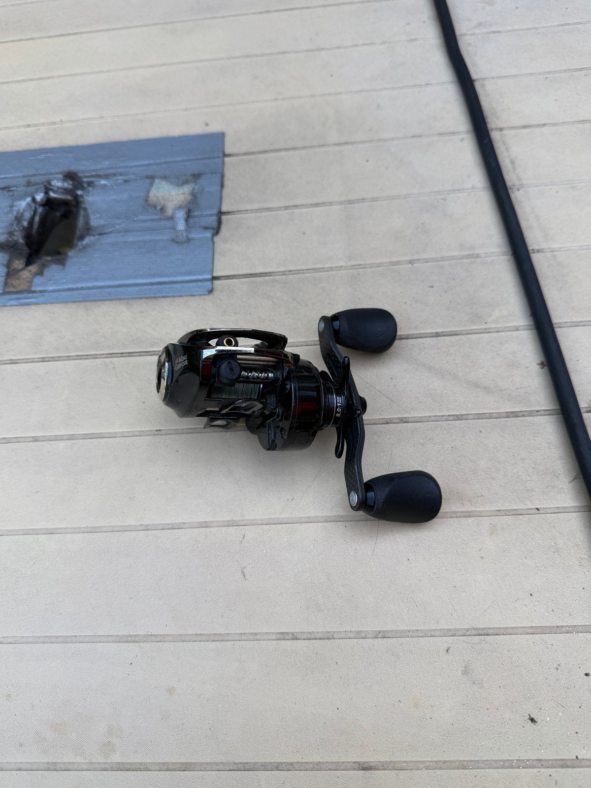 Abu Garcia Revo MGX Baitcaster Molen, Ophalen of Verzenden, Zo goed als nieuw, Molen