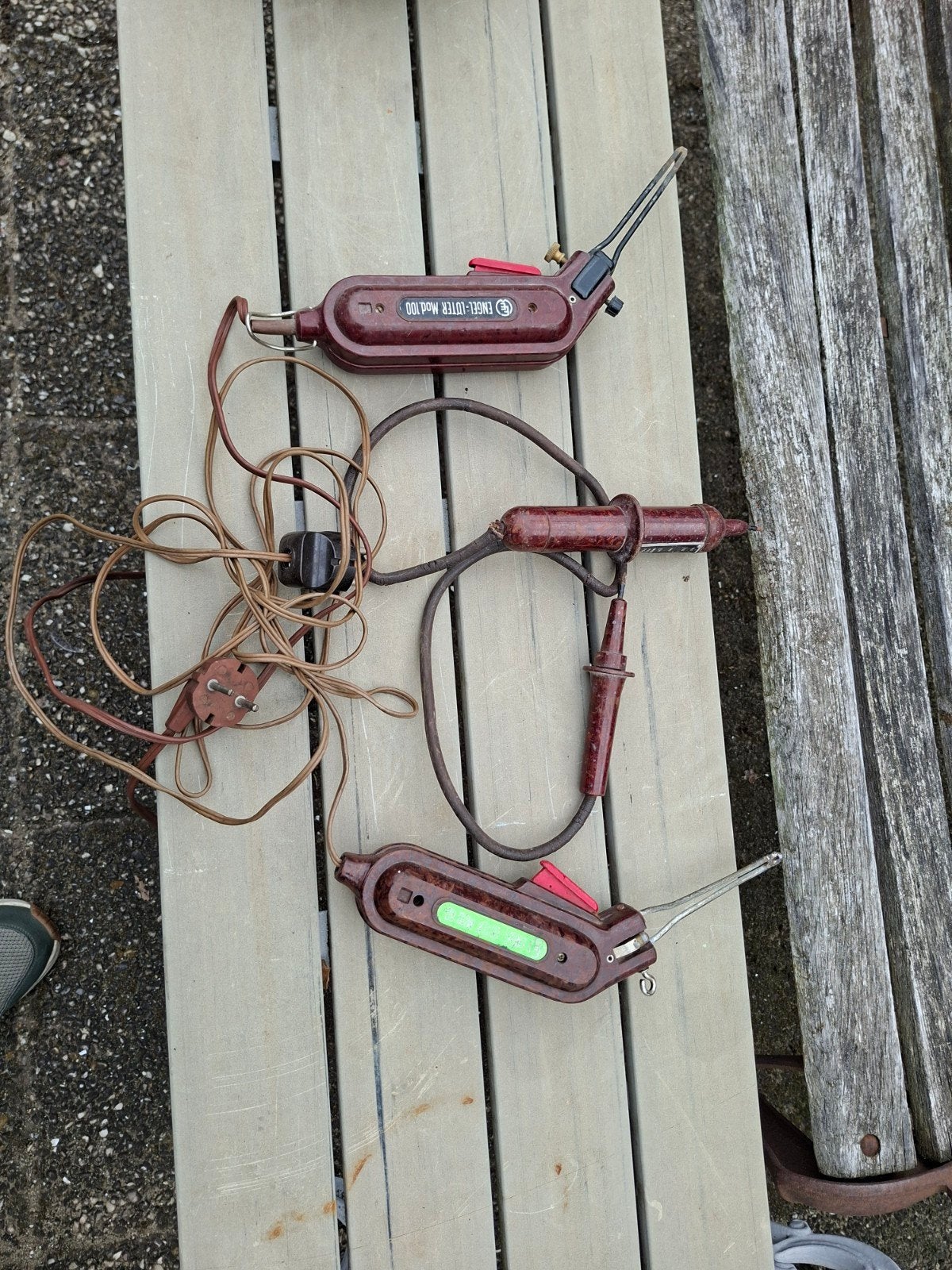 te koop bakeliet soldeerbouten, Antiek en Kunst, Ophalen of Verzenden