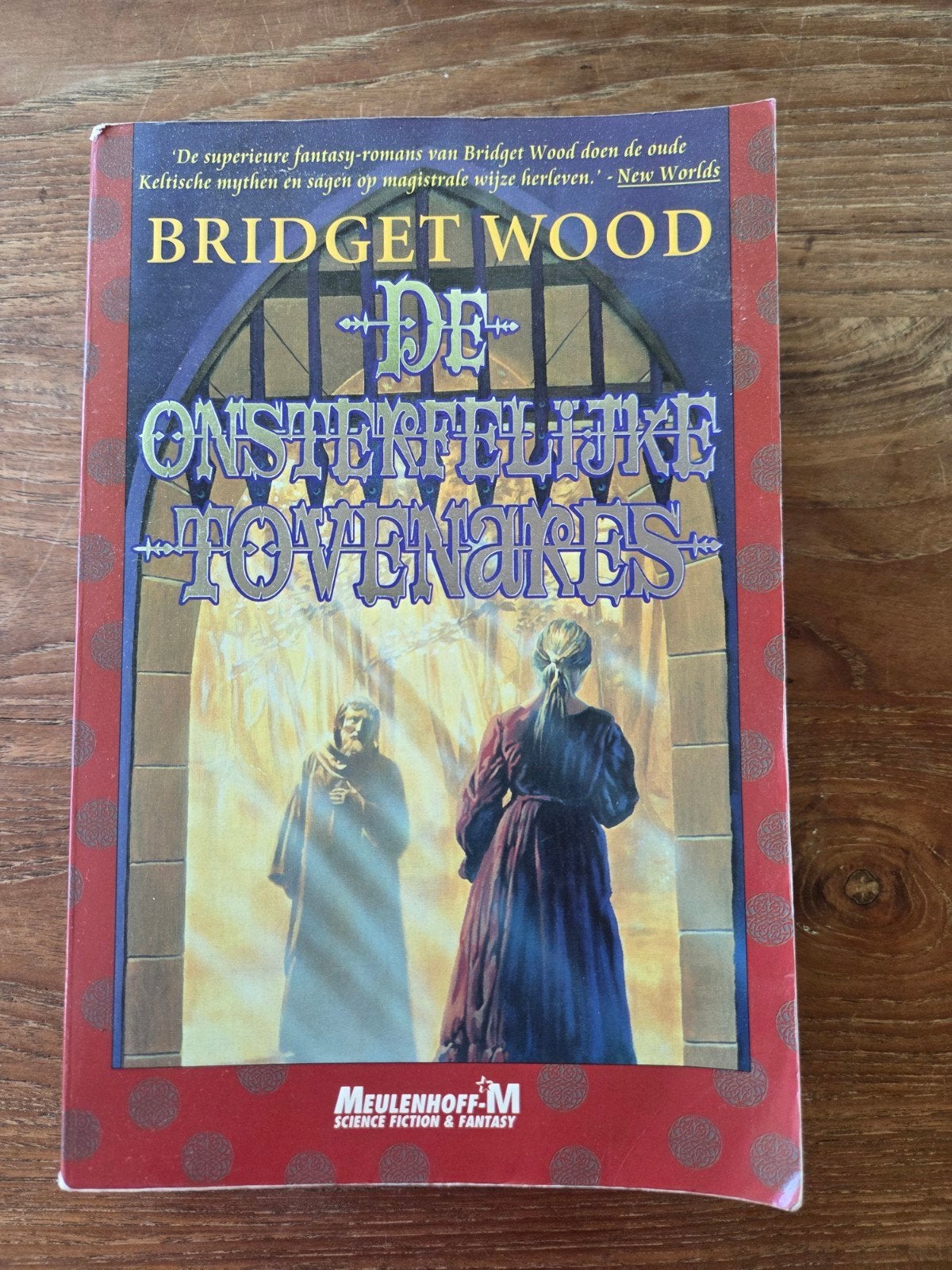 De Onsterfelijke Tovernares - Bridget Wood, Ophalen of Verzenden