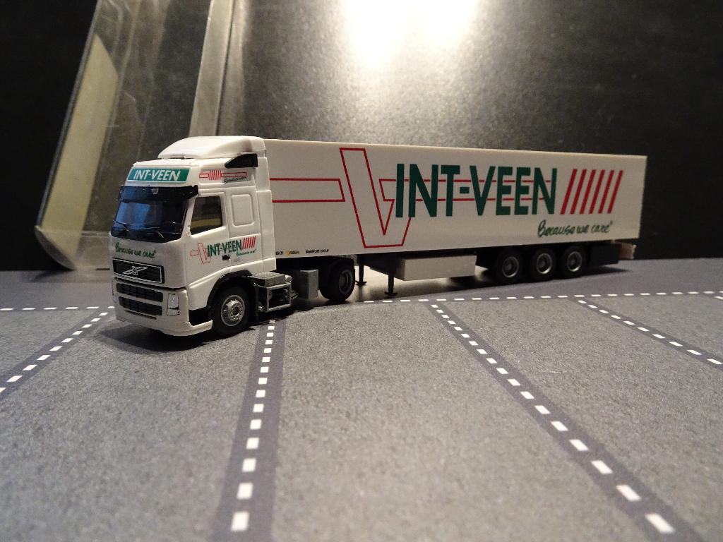 723 awm herpa volvo fh intveen koeler 1:87 truck trein, Ophalen of Verzenden, Zo goed als nieuw, Bus of Vrachtwagen, AWM
