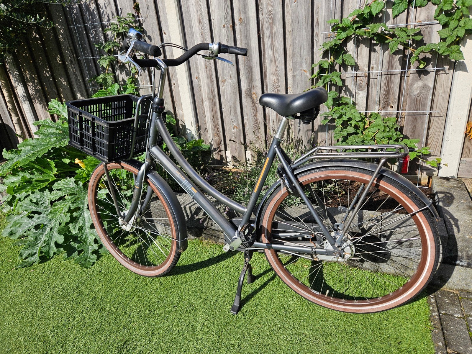 Cortina U5 Damesfiets met krat, Ophalen, Gebruikt, Versnellingen