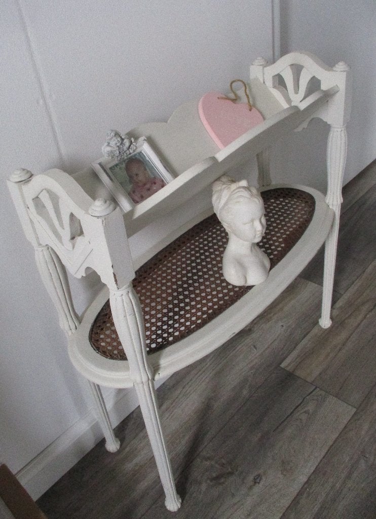 brocante vintage side table met Webbing, Ophalen