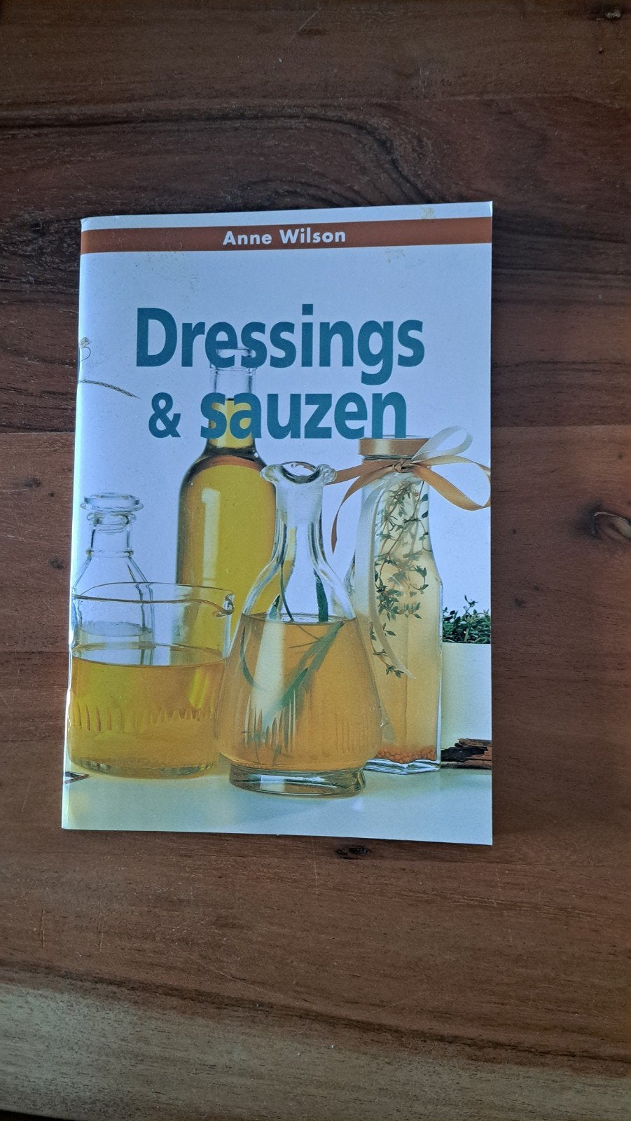 Dressings & Sauzen - Anne Wilson (kookboek), Ophalen of Verzenden, Gelezen, Anne Wilson, Overige typen