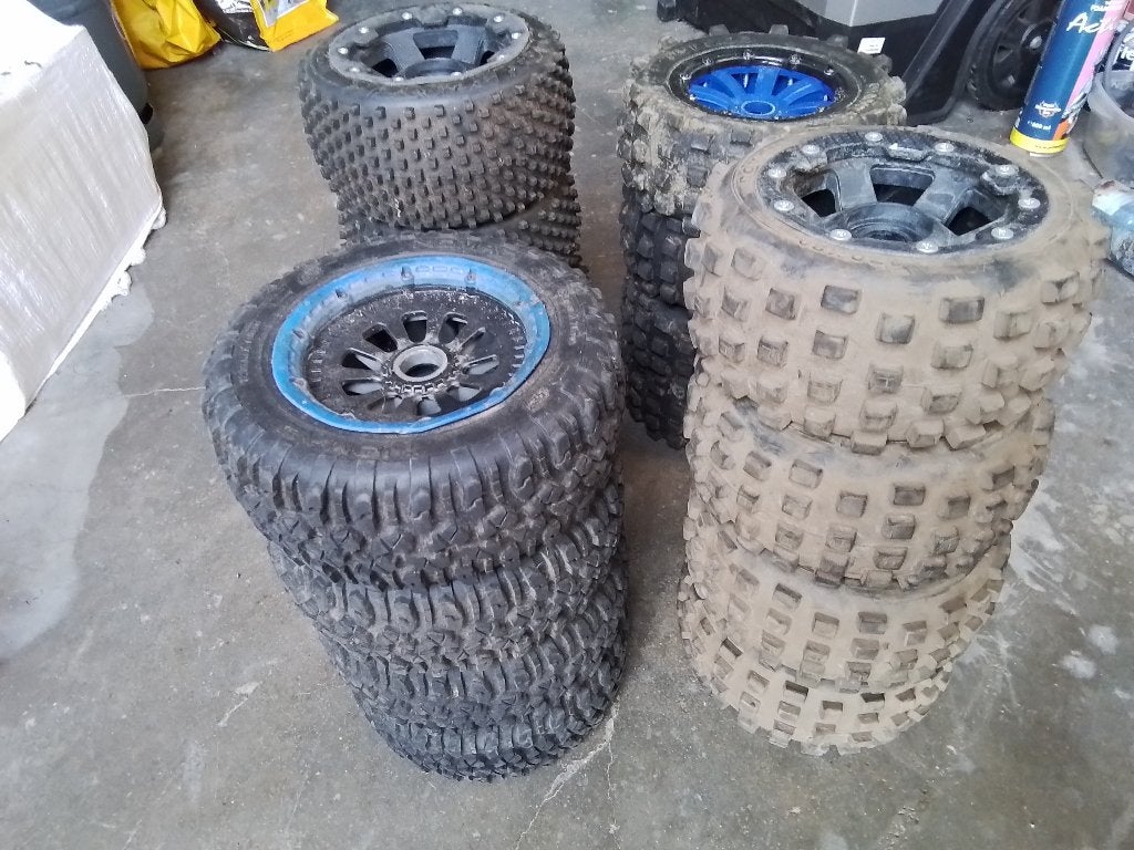 4 set banden voor losi, Benzine, Gebruikt, Auto offroad, Ophalen of Verzenden